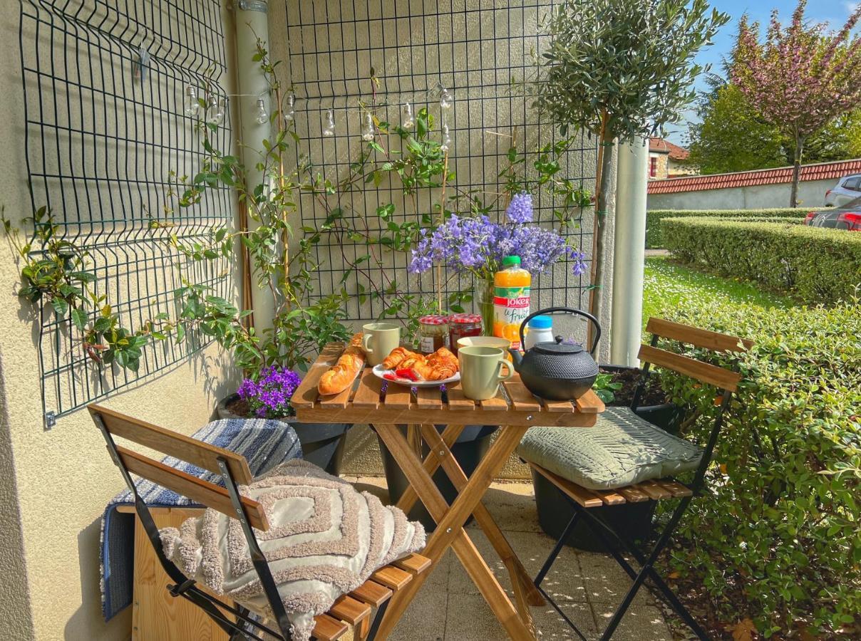 La Voulzie Appartement - Proche Centre Avec Parking Prive Προβέν Εξωτερικό φωτογραφία